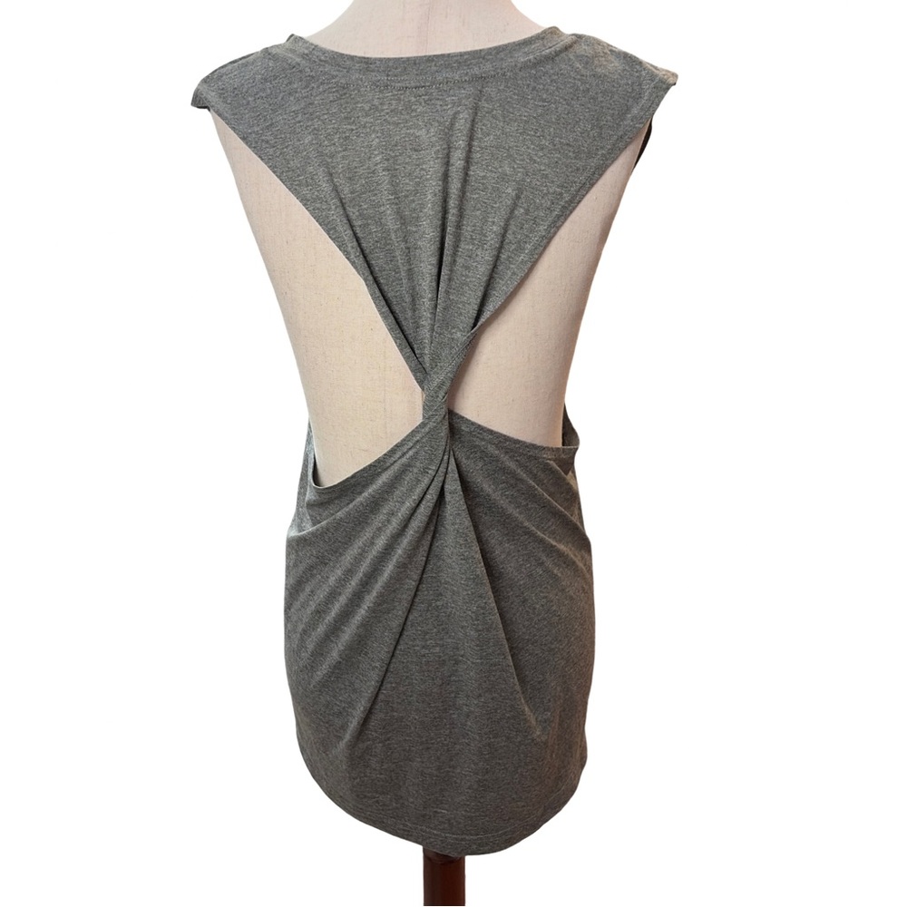 Vuori  Twist-Back Active Tank Medium